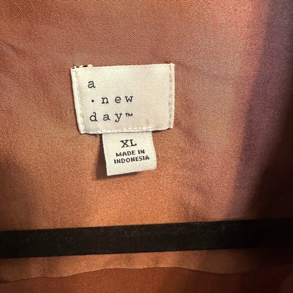 A New Day XL Peach Top - Picture 3 of 3